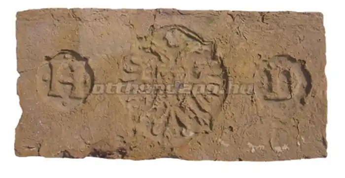 Vedd meg most FabroStone Rustica címeres tégla 8, 25x15x2 cm