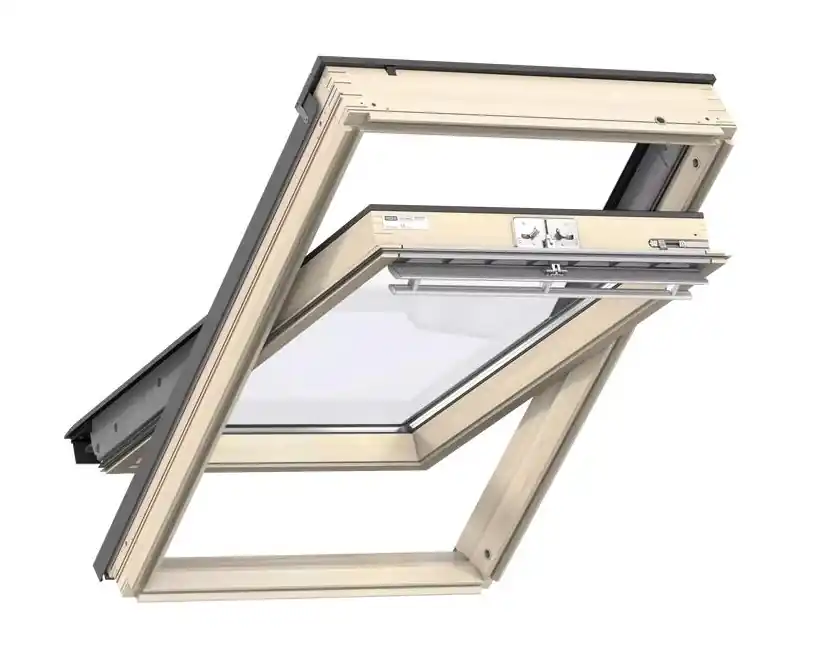 Velux, Tetőtéri ablak, GLL FK08 1061, 3-rétegű üvegezés, lakkozott fa, 66x140 cm Akciós ár