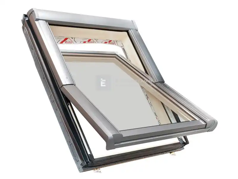 Roto R45 H WD 54x78 cm, billenő fa tetőtéri ablak, hőszigetelt Árengedmény