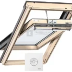 Legnépszerűbb VELUX INTEGRA GGL 307021 78x140 cm, elektromos billenő fa tetőtéri ablak