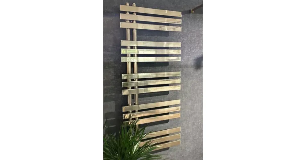 AREZZO design HORIZONT SHINY GOLD SLIM 1200x500 törölközőszárítós radiátor, fényes arany AR-HS12050SGLE Bestseller
