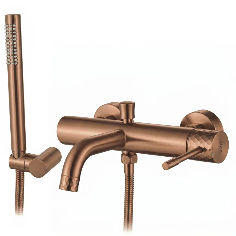 Szezonális akció Fürdőkád csaptelep Rea Lungo Diamond Brush Copper