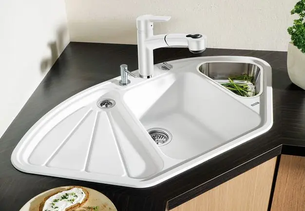 Outlet BLANCO DELTA Silgranit mosogató tartozékkal (antracit, #510000)Blanco