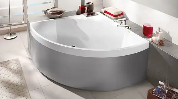 Villeroy & Boch Squaro 145x145 cm sarokkád, fémes színű előlappal UBQ145SQR3PGV-01Villeroy & Boch Ne maradj le