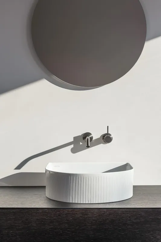 Szuper akció Laufen Sonar 41x36,5 cm pultra ültethető mosdó textúrával LCC felülettel H8123434001121Laufen