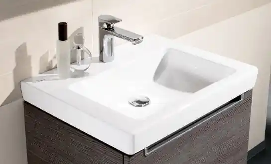 Villeroy & Boch Subway 2.0 65x47 cm mosdó bútorhoz, túlfolyó nélkül CeramicPlus felülettel 7113 FB R1 (7113FBR1)Villeroy & Boch Szuper ajánlat